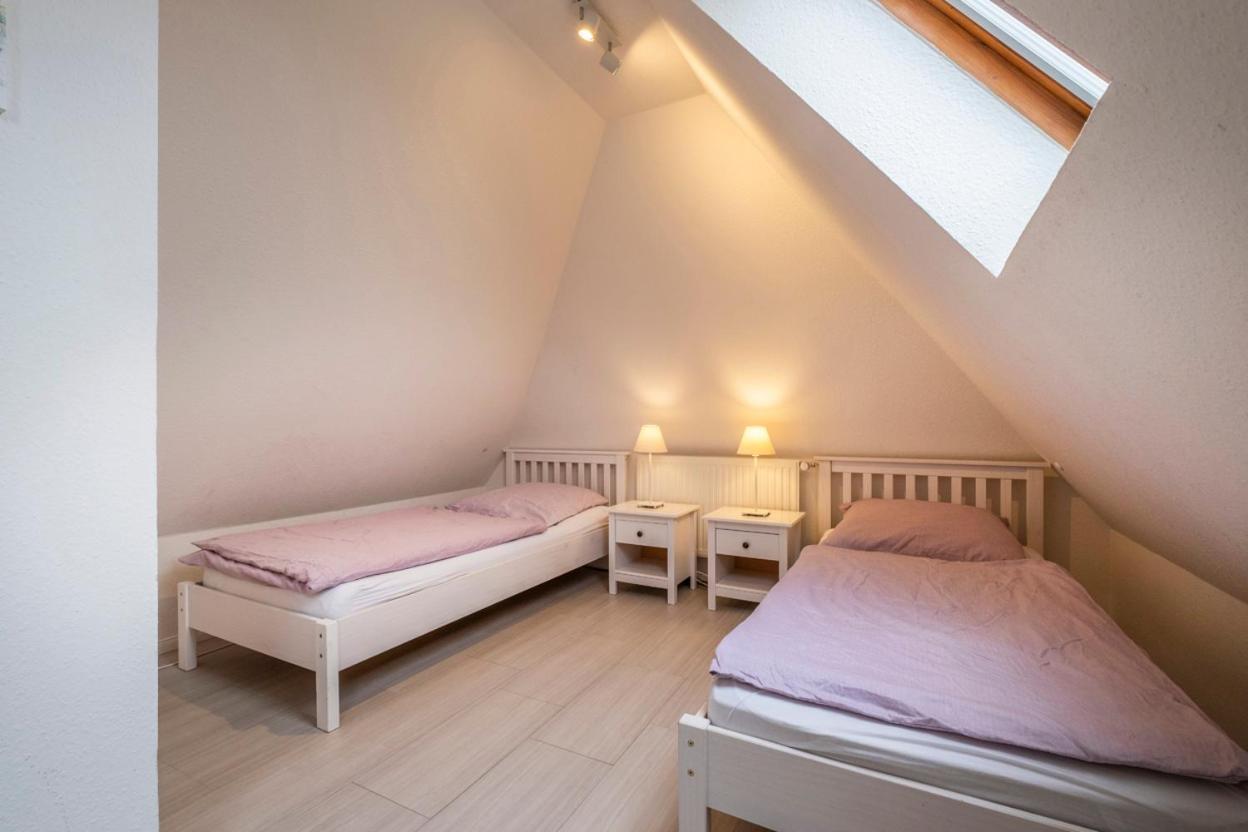 Ferienhaus Wiesenblick, Familie Creutz ザンクト・ペーター・オルディング エクステリア 写真